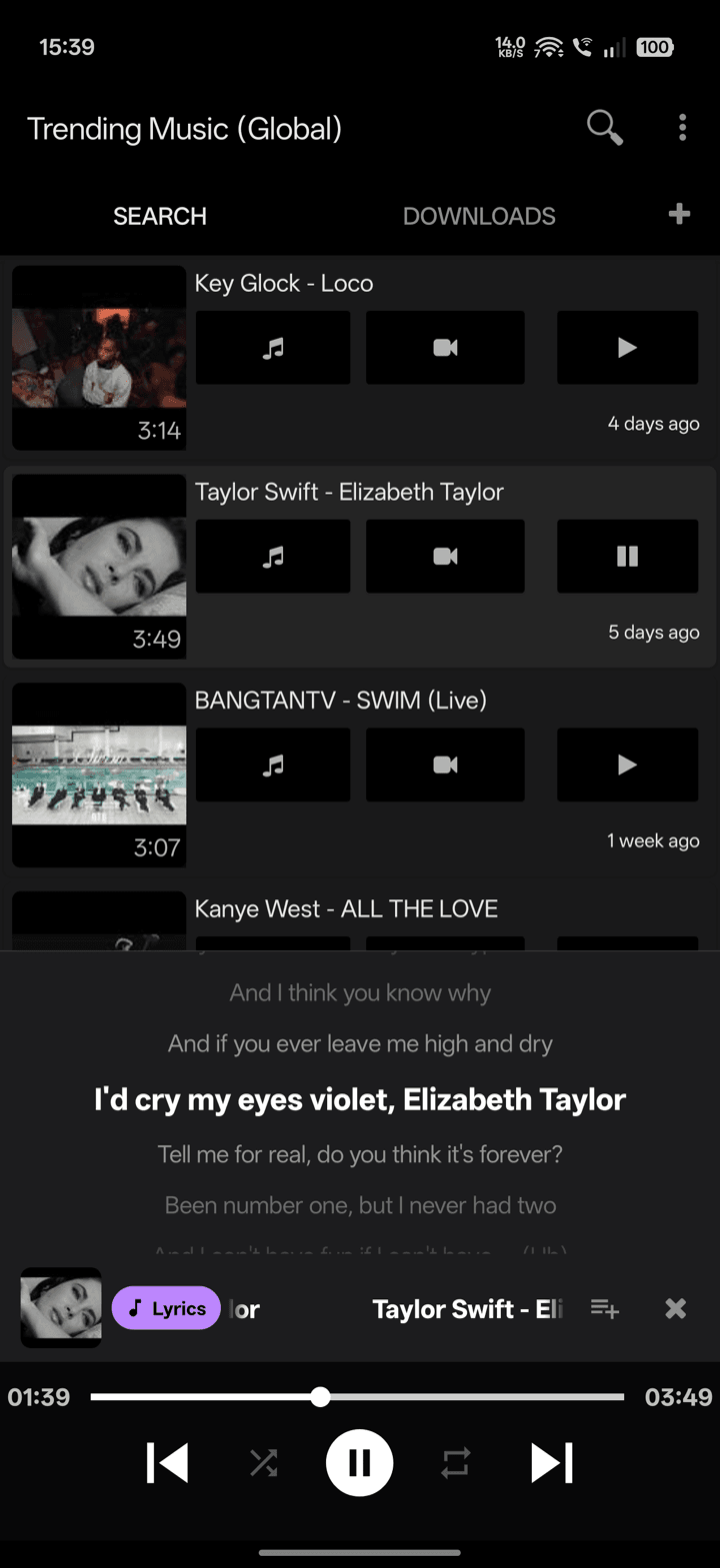 YT3 synchronized lyrics scrolling with music
